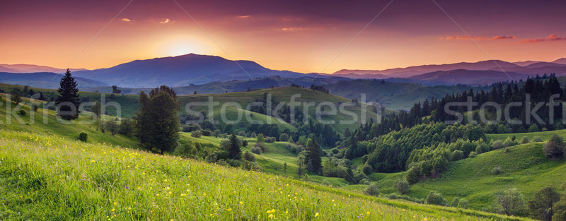 Berge Landschaft sunrise Himmel Sonnenuntergang Stock foto © Leonidtit