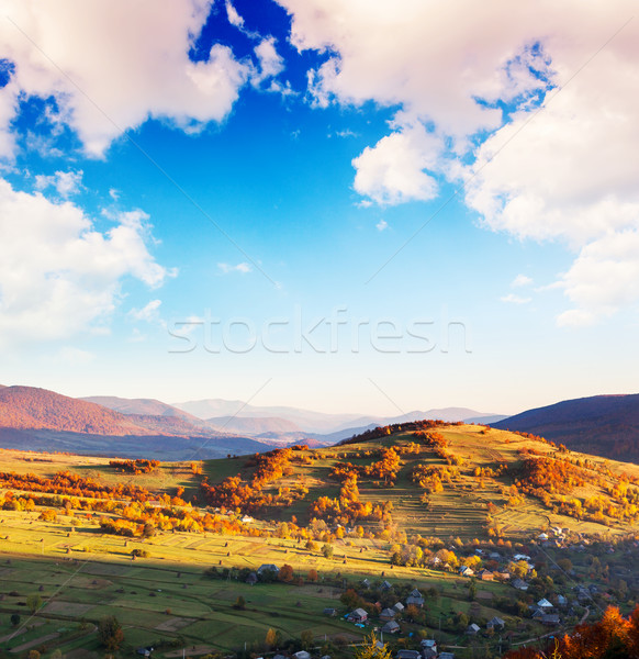 Sonbahar sabah dağ manzara renkli Stok fotoğraf © Leonidtit