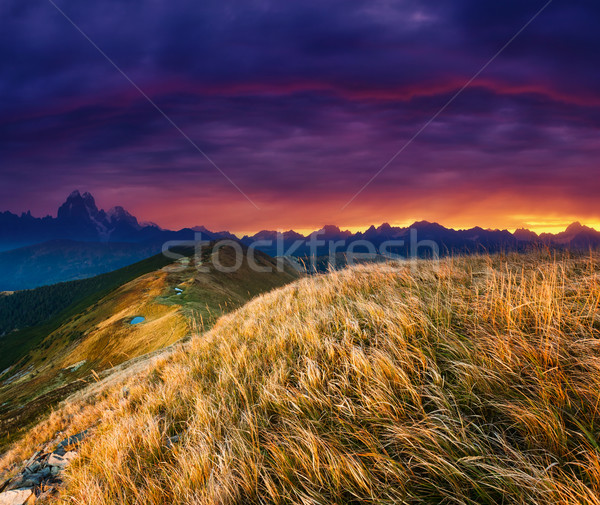 Gyönyörű hegy tájkép nagyszerű kilátás dombok Stock fotó © Leonidtit