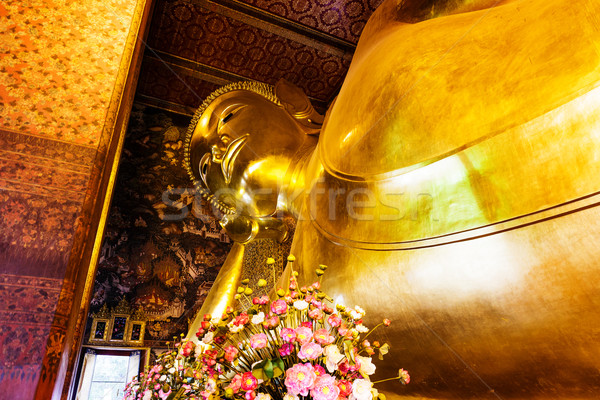 Reclining buddha in Wat Pho Stock photo © leungchopan