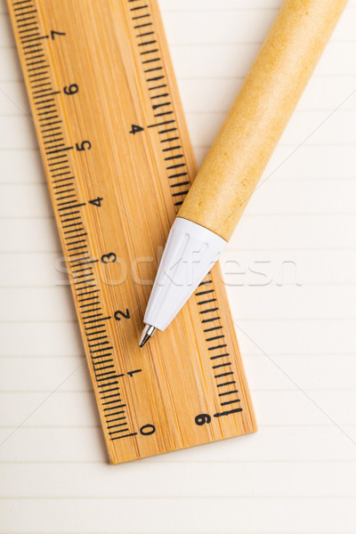 Kırtasiye kâğıt kalem beyaz matematik cetvel Stok fotoğraf © leungchopan