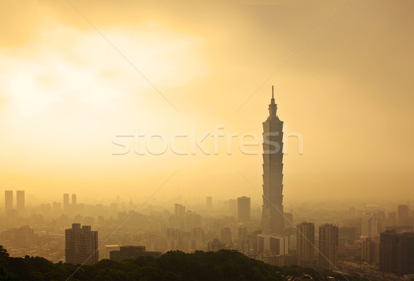 Taiwan Abend Skyline Sonnenuntergang asian Wolkenkratzer Stock foto © leungchopan