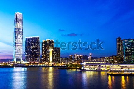 Foto stock: Noite · Hong · Kong · negócio · edifício · cidade · linha · do · horizonte