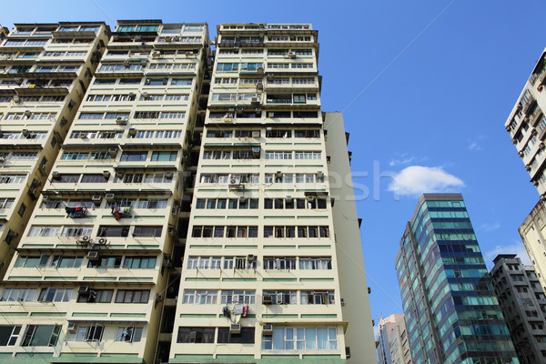 Edad residencial edificio Hong Kong casa Windows Foto stock © leungchopan