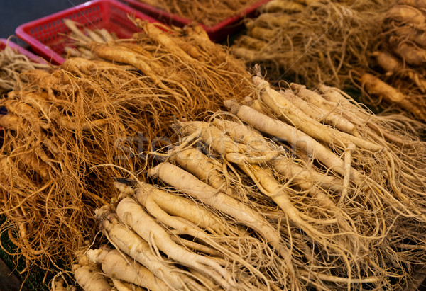 Friss ginzeng elad étel piac Ázsia Stock fotó © leungchopan