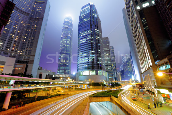 Semáforo córrego high-rise negócio luz rua Foto stock © leungchopan