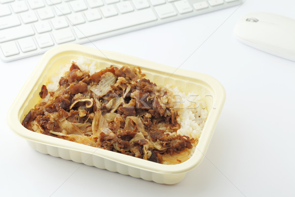 Fast-food almoço escritório laptop teclado caixa Foto stock © leungchopan