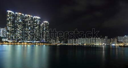 Apartamento edificios Hong Kong noche cielo ciudad Foto stock © leungchopan