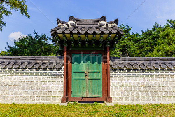 Traditional korean architecture Stock photo © leungchopan