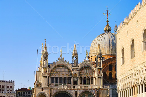 Basiliek hemel stad kruis kerk toren Stockfoto © LianeM