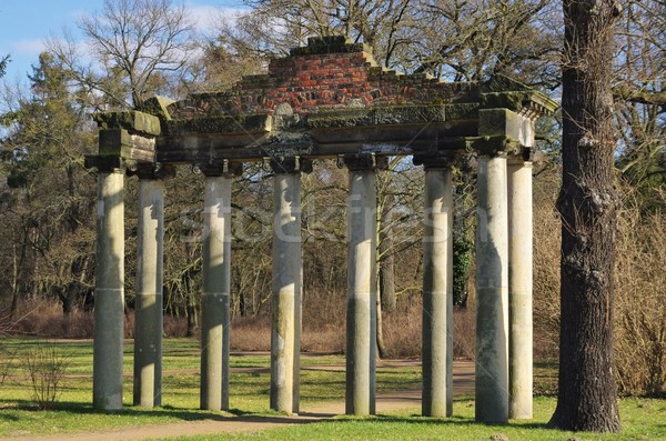 Roman ruinieren Frühling Garten Park Europa Stock foto © LianeM