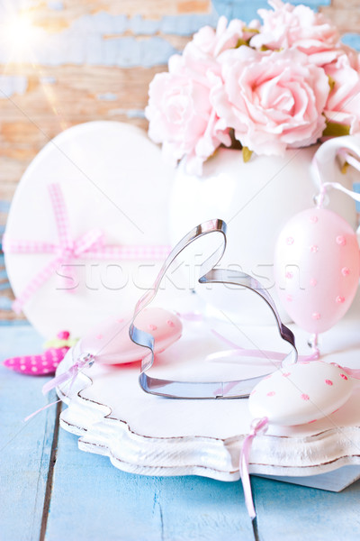 Pasen haveloos chic decoratie rozen paaseieren Stockfoto © lidante