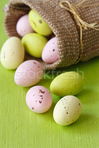 Foto stock: Ovos · de · páscoa · saco · colorido · tabela · primavera · feliz