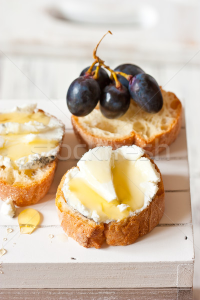 Vorspeise Hinweis Käse Honig Essen Stock foto © lidante