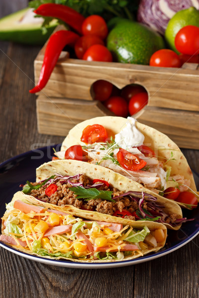 Mexican alimente strada proaspăt tacos alimente ingrediente Imagine de stoc © lidante