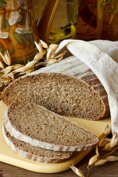 黑麥 麵包 新鮮 廚房 板 小麥 商業照片 © lidante