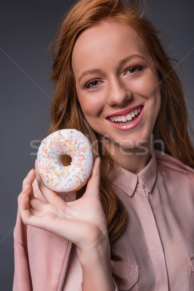 [[stock_photo]]: Fille · donut · heureux · élégante · rose