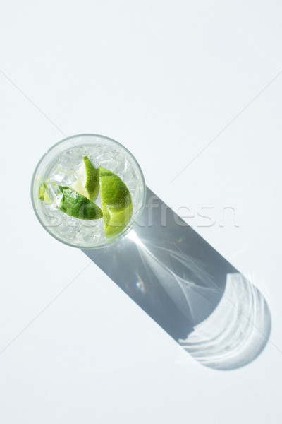Gin topo ver coquetel vidro sombra Foto stock © LightFieldStudios