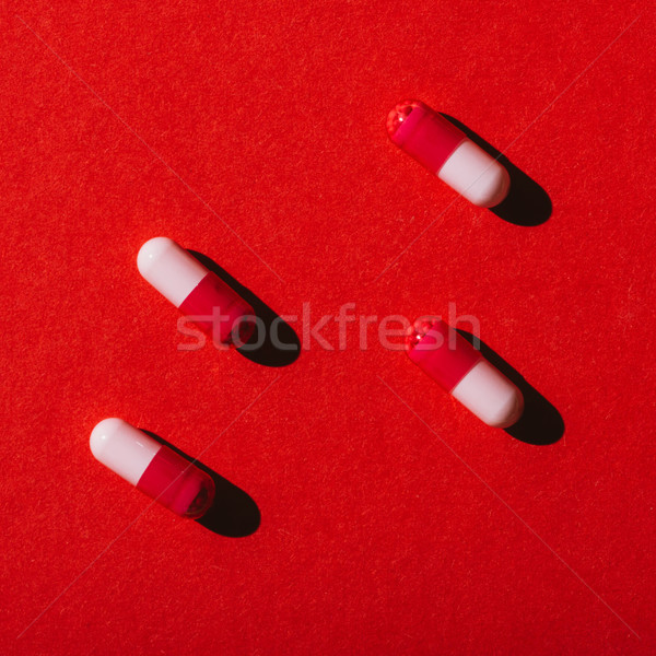 Foto stock: Médico · cápsulas · topo · ver · sombras · vermelho