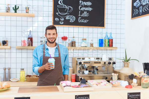 Stockfoto: Barista · knap · jonge · plastic · beker