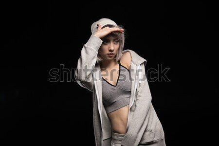 Ritratto donna abbigliamento sportivo nero ragazza dancing Foto d'archivio © LightFieldStudios