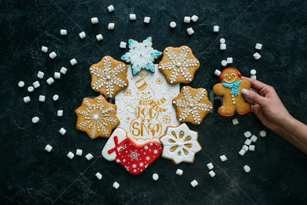 [[stock_photo]]: Vue · main · maison · neige · carte · de · vœux