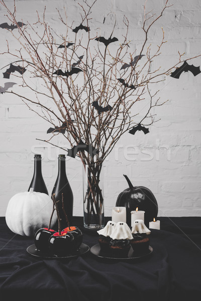 Foto d'archivio: Halloween · dolci · decorazioni · mele