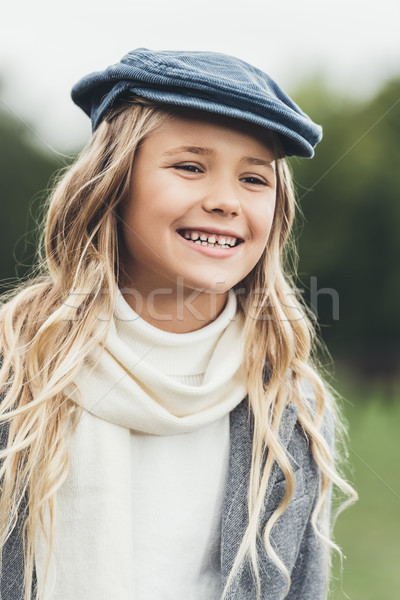 Stockfoto: Blond · kind · aanbiddelijk · vergadering · hek · platteland