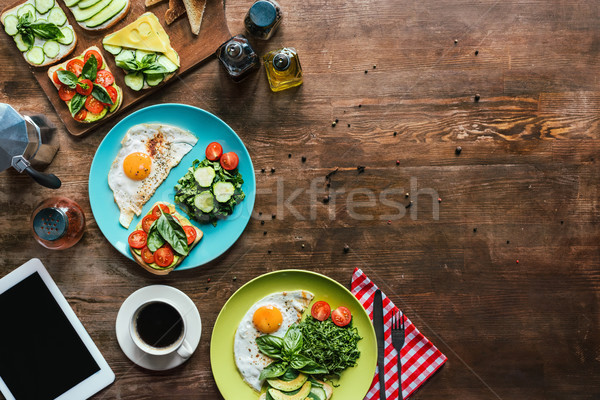 Imagine de stoc: Sănătos · mic · dejun · doua · ouă · legume