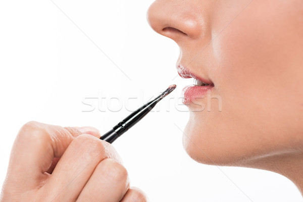 化妝師 化妝 關閉 視圖 唇膏 商業照片 © LightFieldStudios