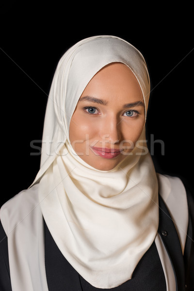 Muszlim nő hidzsáb gyönyörű izolált fekete Stock fotó © LightFieldStudios