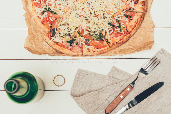 Italiano pizza botella blanco Foto stock © LightFieldStudios