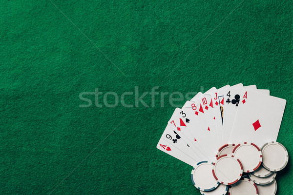 Stock foto: Glücksspiel · Karten · Chips · Casino · Tabelle · Erfolg