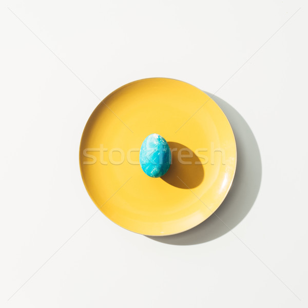 Top Ansicht schäbig blau Osterei gelb Stock foto © LightFieldStudios