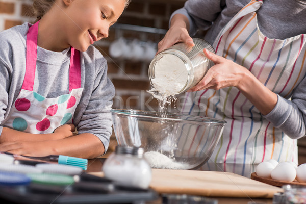 Foto stock: Processo · ver · família · bolinhos · juntos