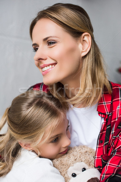 Mutter Tochter Teddybär glücklich cute wenig Stock foto © LightFieldStudios