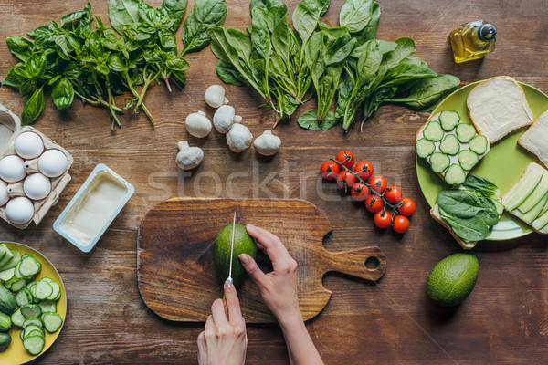 Stockfoto: Vrouw · koken · ontbijt · vrouwelijke · handen