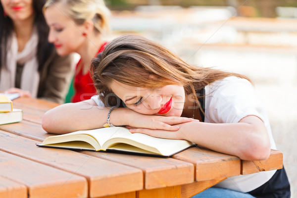 Dulces sueños aprender estudiante caer estudiar Foto stock © Lighthunter