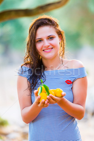 Bio oranje mooie Grieks dorp meisje Stockfoto © Lighthunter