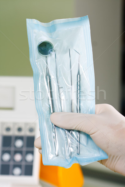 Stomatologicznych narzędzia dentysta sterylny długo Zdjęcia stock © Lighthunter