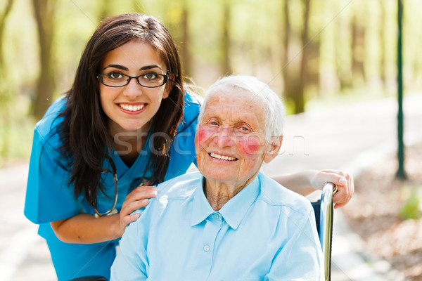 Сток-фото: портрет · улыбаясь · женщины · медсестры · счастливым · пожилого