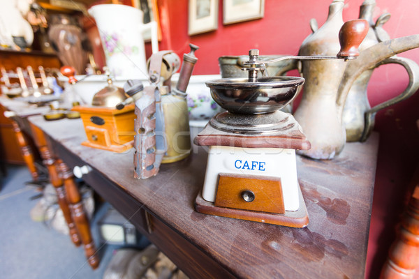 Kávé daráló öreg gyönyörű poros asztal Stock fotó © Lighthunter