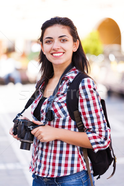 Turistica giovani bella ragazza città Foto d'archivio © Lighthunter