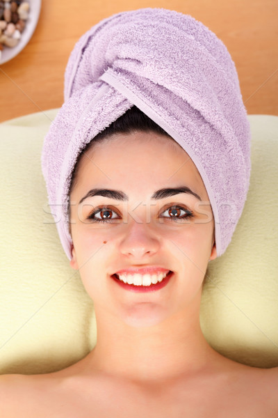 Belleza natural mujer hermosa sonriendo spa toalla cabeza Foto stock © Lighthunter