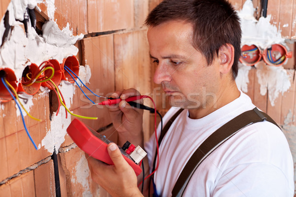 Eletricista trabalhando homem trabalhar Foto stock © lightkeeper