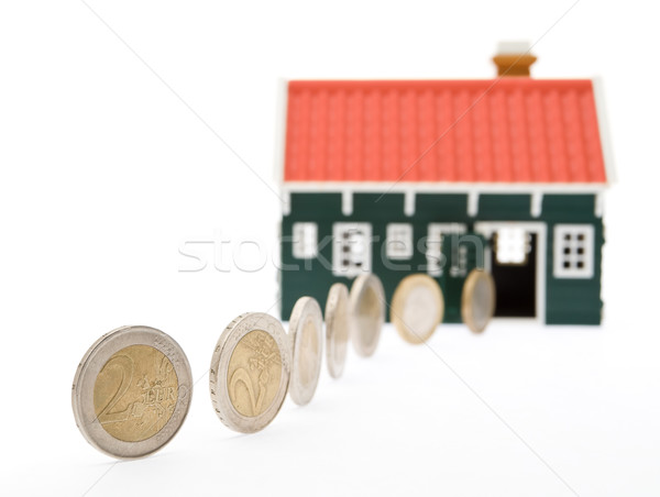 Besparing huis lening euro munten rij Stockfoto © lightkeeper
