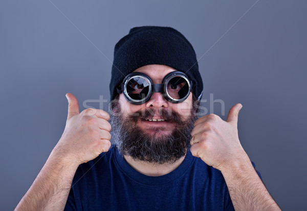 Weird Mann groß Bart explosive bieten Stock foto © lightkeeper