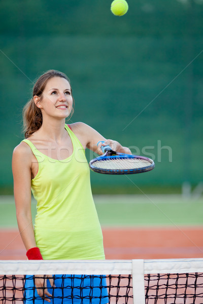 Stok fotoğraf: Güzel · genç · kadın · tenis · kortu · sığ