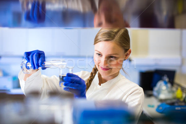 Portre kadın araştırmacı kimya laboratuvar Stok fotoğraf © lightpoet