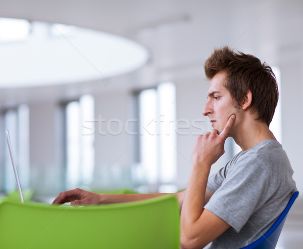 Stockfoto: Met · behulp · van · laptop · computer · kleur · internet